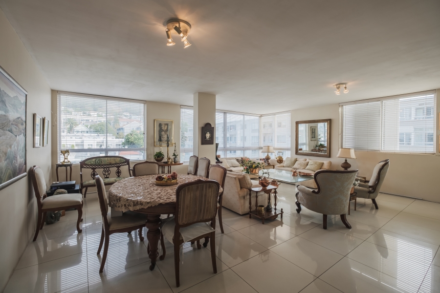 To Let 2 Bedroom Property for Rent in Three Anchor Bay Western Cape